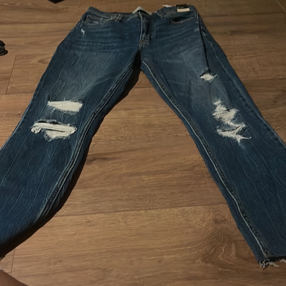 A&F Mom Jeans - Picture 3 of 4